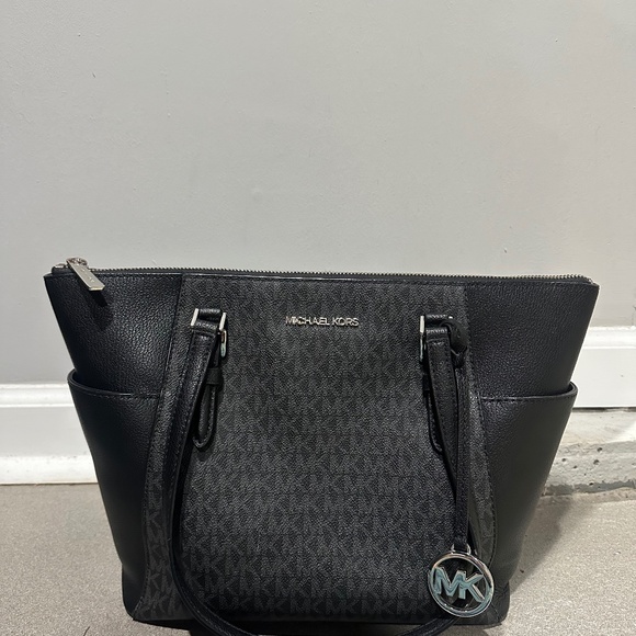 MICHAEL Michael Kors Handbags - Michael Kors Black Purse, Lightly Used, No Flaws